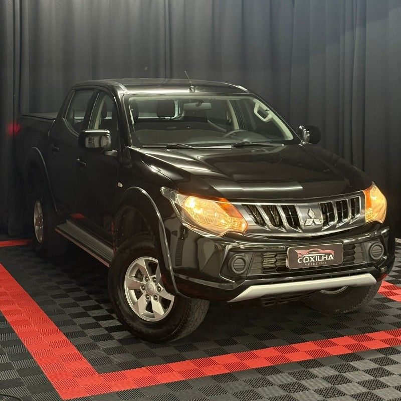 Mitsubishi L-200 TRITON SPORT GLS 2.4 2019/2019 SÉRGIO VEÍCULOS TEUTÔNIA / Carros no Vale