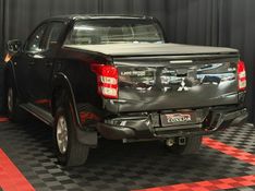 Mitsubishi L-200 TRITON SPORT GLS 2.4 2019/2019 SÉRGIO VEÍCULOS TEUTÔNIA / Carros no Vale