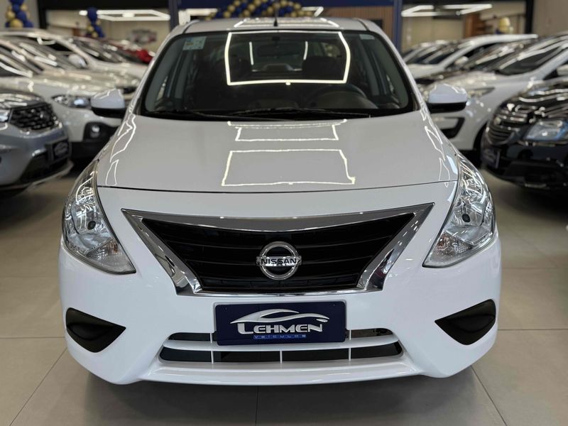 NISSAN VERSA 1.0 12V S 2017/2017 LEHMEN VEÍCULOS VENÂNCIO AIRES / Carros no Vale