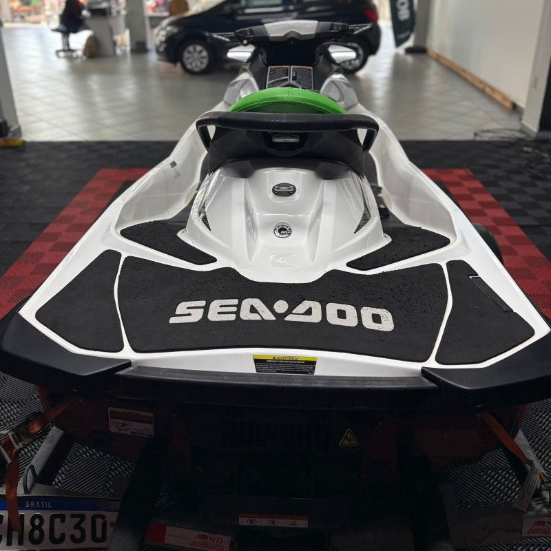 YAMAHA – JET SKI JET SKI GTI 130 2013/2013 SÉRGIO VEÍCULOS TEUTÔNIA / Carros no Vale
