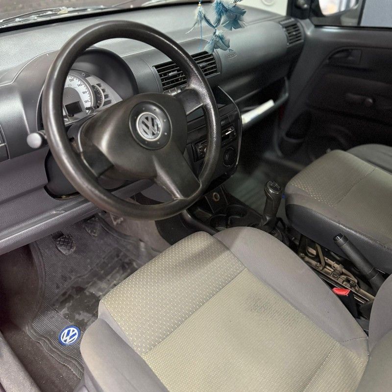 Volkswagen FOX 1.0 2009/2009 SÉRGIO VEÍCULOS TEUTÔNIA / Carros no Vale