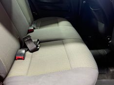 Volkswagen FOX 1.0 2009/2009 SÉRGIO VEÍCULOS TEUTÔNIA / Carros no Vale
