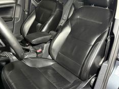 Volkswagen GOLF VARIANT COMFORTLINE 1.4T 2015/2015 SÉRGIO VEÍCULOS TEUTÔNIA / Carros no Vale