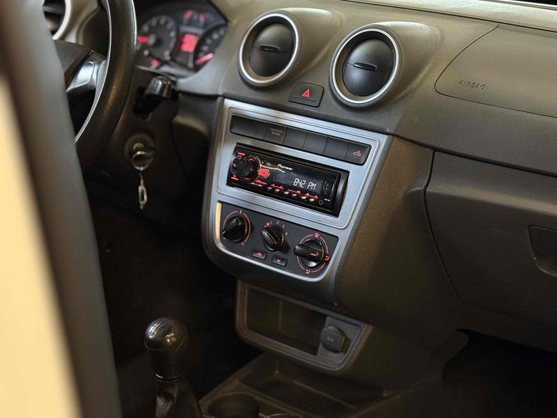VOLKSWAGEN SAVEIRO 1.6 MSI ROBUST CS 8V 2019/2019 LEHMEN VEÍCULOS VENÂNCIO AIRES / Carros no Vale