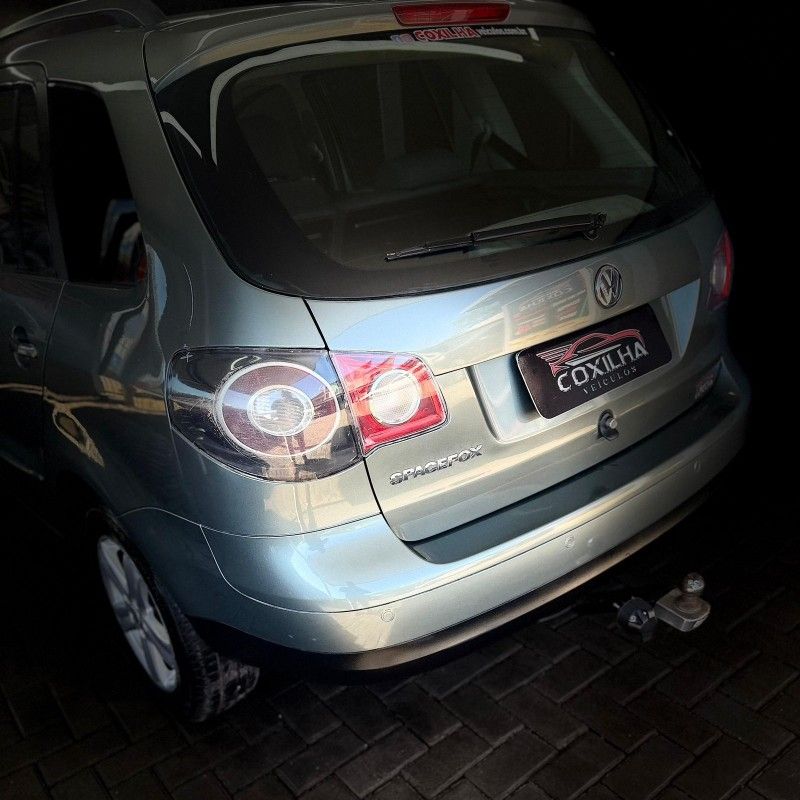 Volkswagen SPACEFOX SPORTLINE 1.6Mi 2010/2010 SÉRGIO VEÍCULOS TEUTÔNIA / Carros no Vale