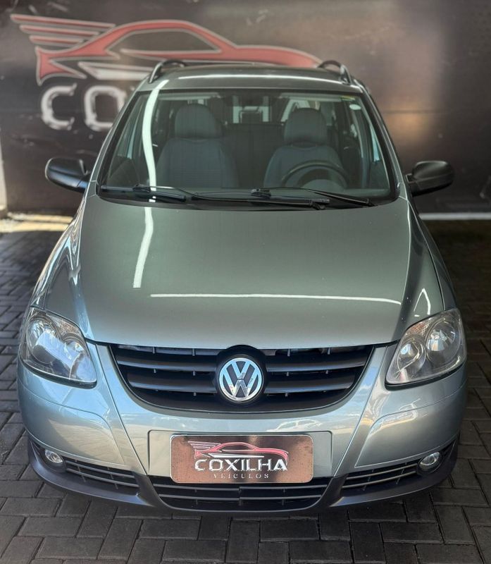 Volkswagen SPACEFOX SPORTLINE 1.6Mi 2010/2010 SÉRGIO VEÍCULOS TEUTÔNIA / Carros no Vale