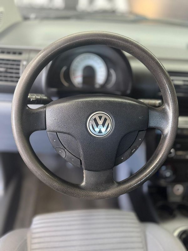 Volkswagen SPACEFOX SPORTLINE 1.6Mi 2010/2010 SÉRGIO VEÍCULOS TEUTÔNIA / Carros no Vale