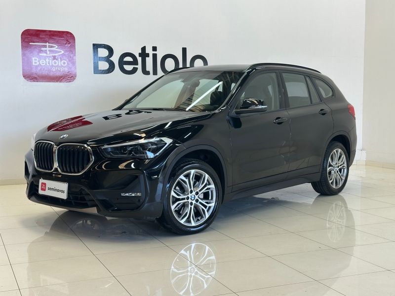 BMW X1 2.0 16V TURBO ACTIVEFLEX SDRIVE20I OUTDOOR 4P AUTOMÁTICO 2021/2022 BETIOLO NOVOS E SEMINOVOS LAJEADO / Carros no Vale