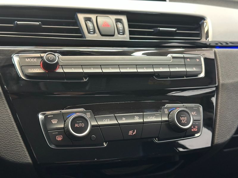 BMW X1 2.0 16V TURBO ACTIVEFLEX SDRIVE20I OUTDOOR 4P AUTOMÁTICO 2021/2022 BETIOLO NOVOS E SEMINOVOS LAJEADO / Carros no Vale