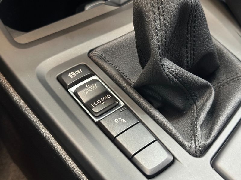 BMW X1 2.0 16V TURBO ACTIVEFLEX SDRIVE20I OUTDOOR 4P AUTOMÁTICO 2021/2022 BETIOLO NOVOS E SEMINOVOS LAJEADO / Carros no Vale