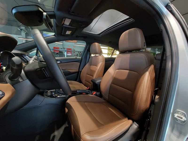 Chevrolet CRUZE 1.4 TURBO FLEX SPORT6 PREMIER AUTOMÁTICO 2021/2021 BETIOLO NOVOS E SEMINOVOS LAJEADO / Carros no Vale