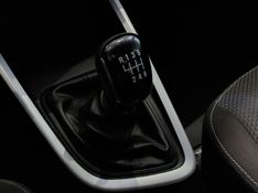 Chevrolet ONIX 1.0 FLEX LT MANUAL 2025/2025 BETIOLO NOVOS E SEMINOVOS LAJEADO / Carros no Vale