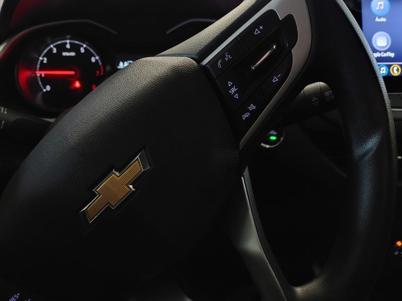Chevrolet ONIX 1.0 FLEX LT MANUAL 2025/2025 BETIOLO NOVOS E SEMINOVOS LAJEADO / Carros no Vale