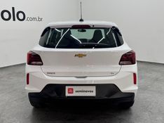 Chevrolet ONIX 1.0 FLEX LT MANUAL 2023/2024 BETIOLO NOVOS E SEMINOVOS LAJEADO / Carros no Vale