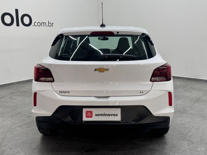 Chevrolet ONIX 1.0 FLEX LT MANUAL 2023/2024 BETIOLO NOVOS E SEMINOVOS LAJEADO / Carros no Vale