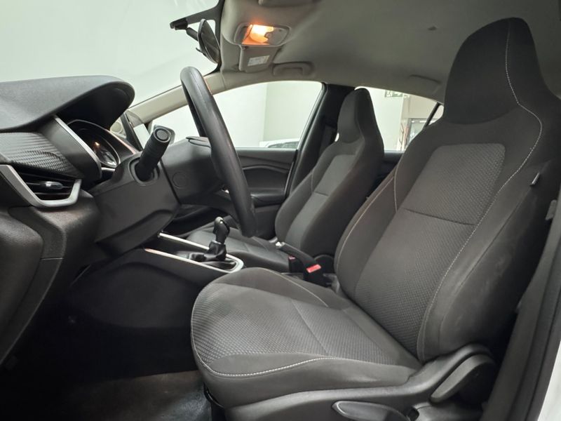 Chevrolet ONIX 1.0 FLEX LT MANUAL 2023/2024 BETIOLO NOVOS E SEMINOVOS LAJEADO / Carros no Vale