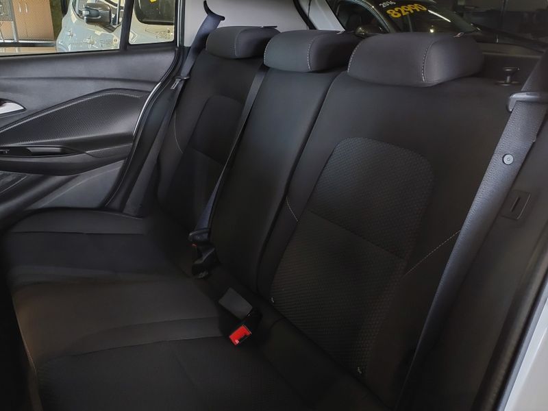 Chevrolet ONIX 1.0 FLEX LT MANUAL 2025/2025 BETIOLO NOVOS E SEMINOVOS LAJEADO / Carros no Vale