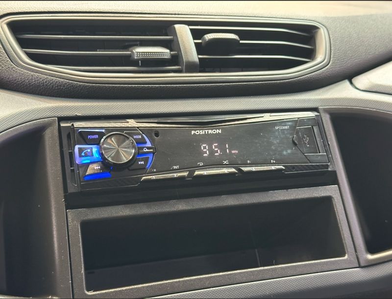 Chevrolet ONIX 1.0 FLEX MANUAL 2021/2021 BETIOLO NOVOS E SEMINOVOS LAJEADO / Carros no Vale