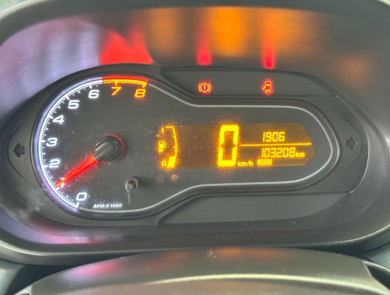 Chevrolet ONIX 1.0 FLEX MANUAL 2021/2021 BETIOLO NOVOS E SEMINOVOS LAJEADO / Carros no Vale