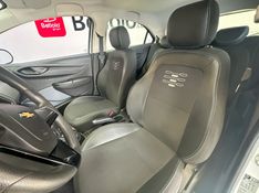 Chevrolet ONIX 1.0 FLEX MANUAL 2021/2021 BETIOLO NOVOS E SEMINOVOS LAJEADO / Carros no Vale
