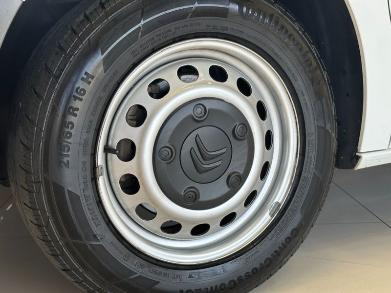 Citroen JUMPY 1.5 BLUEHDI DIESEL VITRÉ MANUAL 2021/2022 BETIOLO NOVOS E SEMINOVOS LAJEADO / Carros no Vale