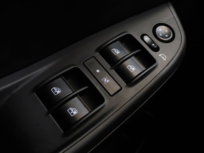 Fiat FASTBACK 1.0 TURBO 200 FLEX CVT 2024/2025 BETIOLO NOVOS E SEMINOVOS LAJEADO / Carros no Vale