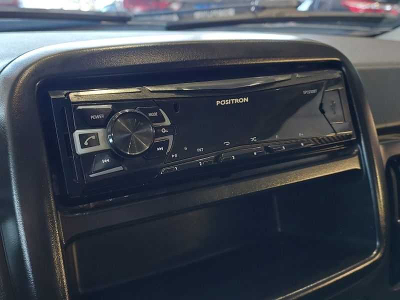 Fiat MOBI 1.0 EVO FLEX LIKE MANUAL 2022/2023 BETIOLO NOVOS E SEMINOVOS LAJEADO / Carros no Vale