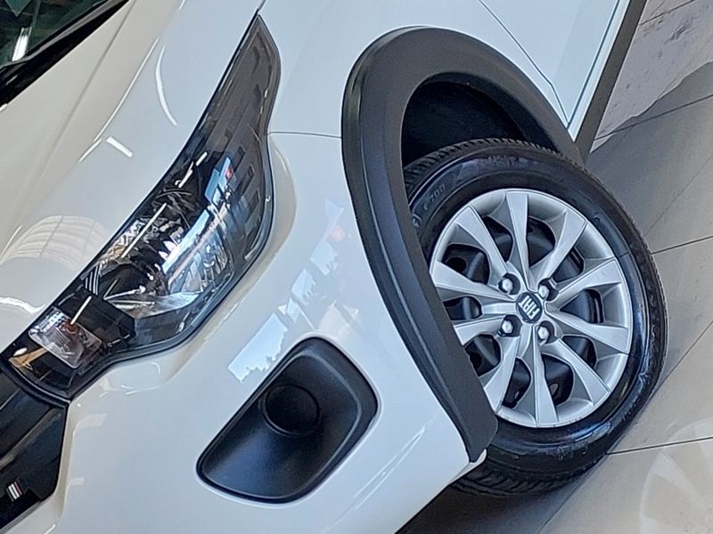 Fiat MOBI 1.0 EVO FLEX LIKE MANUAL 2023/2023 BETIOLO NOVOS E SEMINOVOS LAJEADO / Carros no Vale