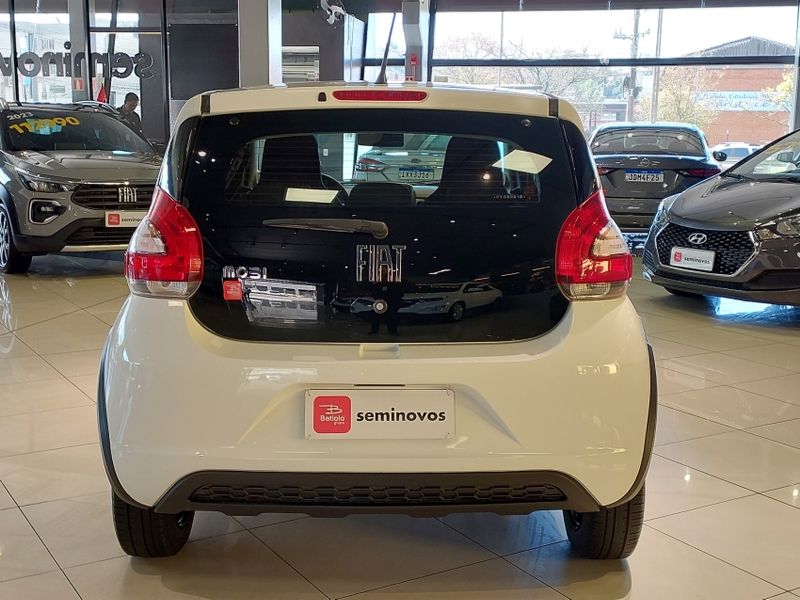 Fiat MOBI 1.0 EVO FLEX LIKE MANUAL 2022/2023 BETIOLO NOVOS E SEMINOVOS LAJEADO / Carros no Vale