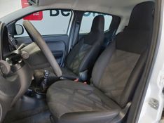 Fiat MOBI 1.0 EVO FLEX LIKE MANUAL 2023/2023 BETIOLO NOVOS E SEMINOVOS LAJEADO / Carros no Vale