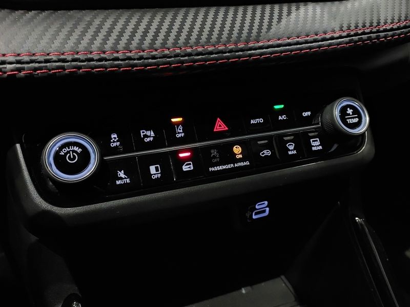 Fiat PULSE 1.3 TURBO 270 FLEX ABARTH AT6 2024/2025 BETIOLO NOVOS E SEMINOVOS LAJEADO / Carros no Vale