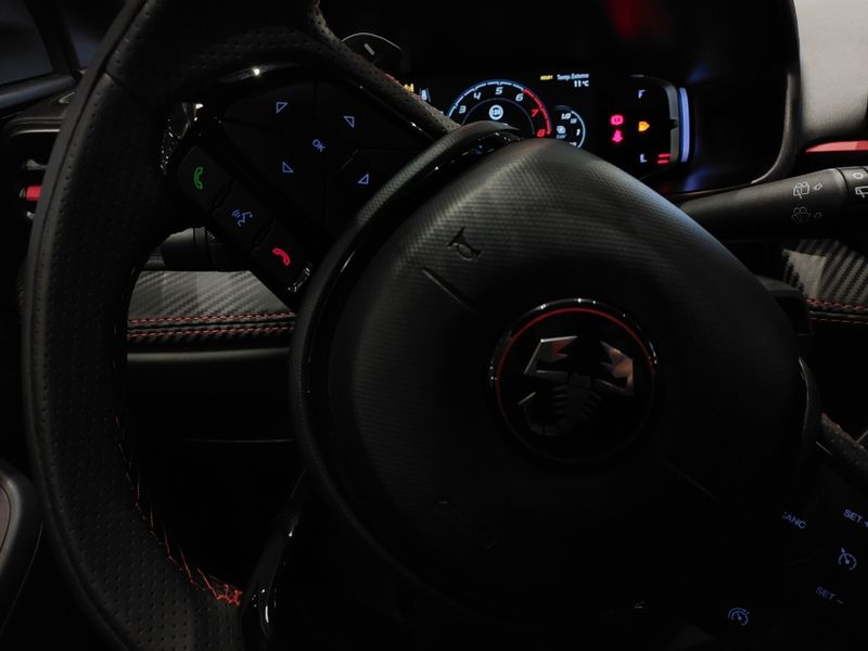 Fiat PULSE 1.3 TURBO 270 FLEX ABARTH AT6 2024/2025 BETIOLO NOVOS E SEMINOVOS LAJEADO / Carros no Vale