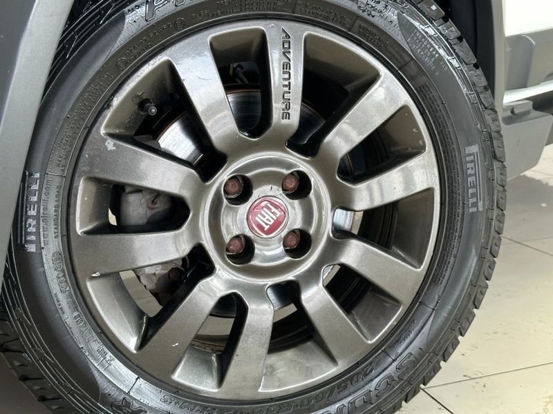 Fiat STRADA 1.8 MPI ADVENTURE CD 16V FLEX 3P MANUAL 2018/2019 BETIOLO NOVOS E SEMINOVOS LAJEADO / Carros no Vale