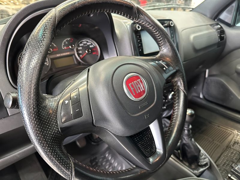Fiat STRADA 1.8 MPI ADVENTURE CD 16V FLEX 3P MANUAL 2018/2019 BETIOLO NOVOS E SEMINOVOS LAJEADO / Carros no Vale