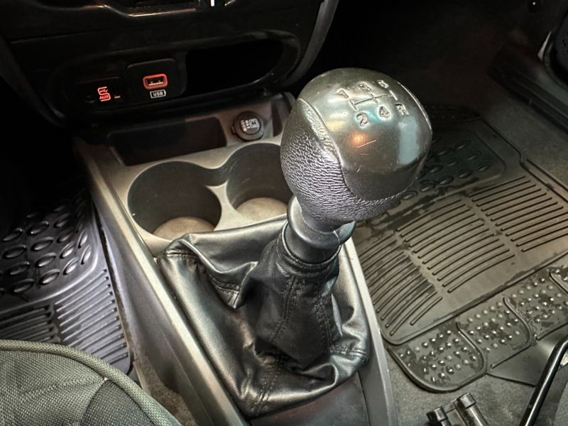Fiat STRADA 1.8 MPI ADVENTURE CD 16V FLEX 3P MANUAL 2018/2019 BETIOLO NOVOS E SEMINOVOS LAJEADO / Carros no Vale