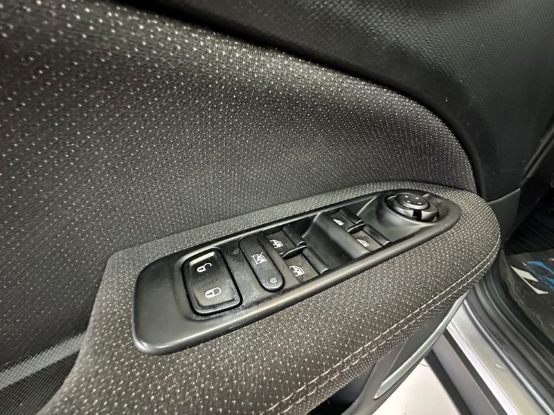 Fiat TORO 1.3 TURBO 270 FLEX FREEDOM AT6 2022/2022 BETIOLO NOVOS E SEMINOVOS LAJEADO / Carros no Vale