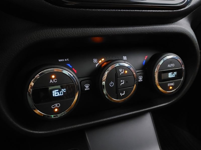 Fiat TORO 2.0 16V TURBO DIESEL FREEDOM 4WD AT9 2019/2020 BETIOLO NOVOS E SEMINOVOS LAJEADO / Carros no Vale