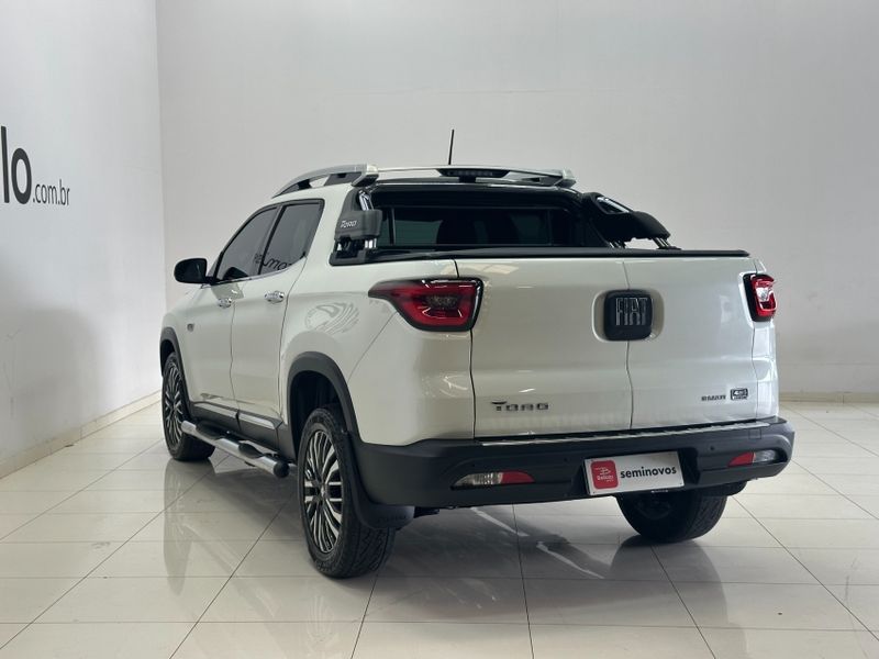 Fiat TORO 2.0 16V TURBO DIESEL RANCH 4WD AT9 2023/2024 BETIOLO NOVOS E SEMINOVOS LAJEADO / Carros no Vale