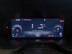 JEEP COMMANDER 2.0 HURRICANE 4 TURBO GASOLINA BLACKHAWK AT9 2024/2025 BETIOLO NOVOS E SEMINOVOS LAJEADO / Carros no Vale