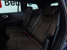 JEEP COMMANDER 2.2 TURBO DIESEL OVERLAND AT9 2025/2026 BETIOLO NOVOS E SEMINOVOS LAJEADO / Carros no Vale