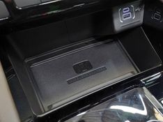 JEEP COMMANDER 2.2 TURBO DIESEL OVERLAND AT9 2025/2026 BETIOLO NOVOS E SEMINOVOS LAJEADO / Carros no Vale