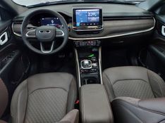 JEEP COMMANDER 2.2 TURBO DIESEL OVERLAND AT9 2025/2026 BETIOLO NOVOS E SEMINOVOS LAJEADO / Carros no Vale