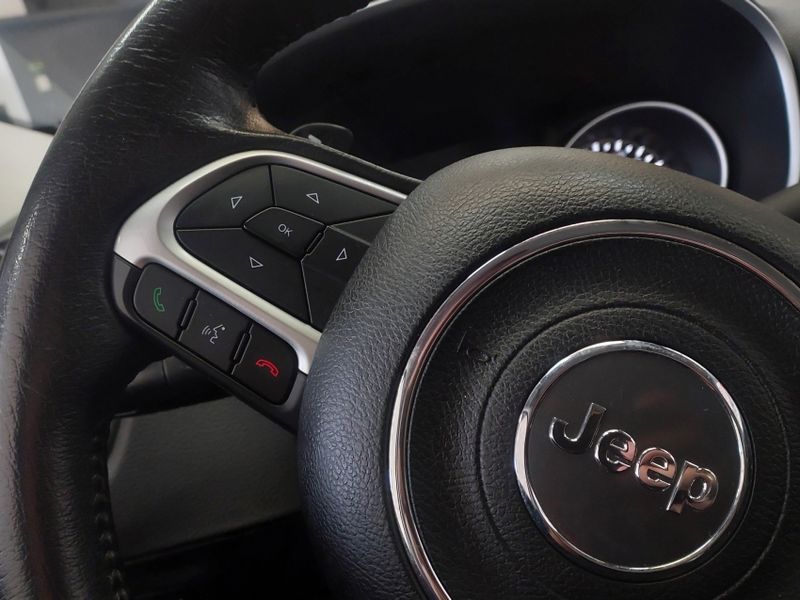 JEEP COMPASS 2.0 16V DIESEL LONGITUDE 4X4 AUTOMÁTICO 2021/2021 BETIOLO NOVOS E SEMINOVOS LAJEADO / Carros no Vale