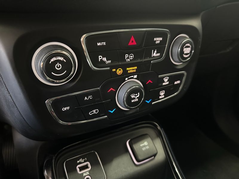 JEEP COMPASS 2.0 16V FLEX LIMITED AUTOMÁTICO 2021/2021 BETIOLO NOVOS E SEMINOVOS LAJEADO / Carros no Vale