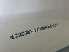 JEEP COMPASS 2.0 16V FLEX LIMITED AUTOMÁTICO 2021/2021 BETIOLO NOVOS E SEMINOVOS LAJEADO / Carros no Vale