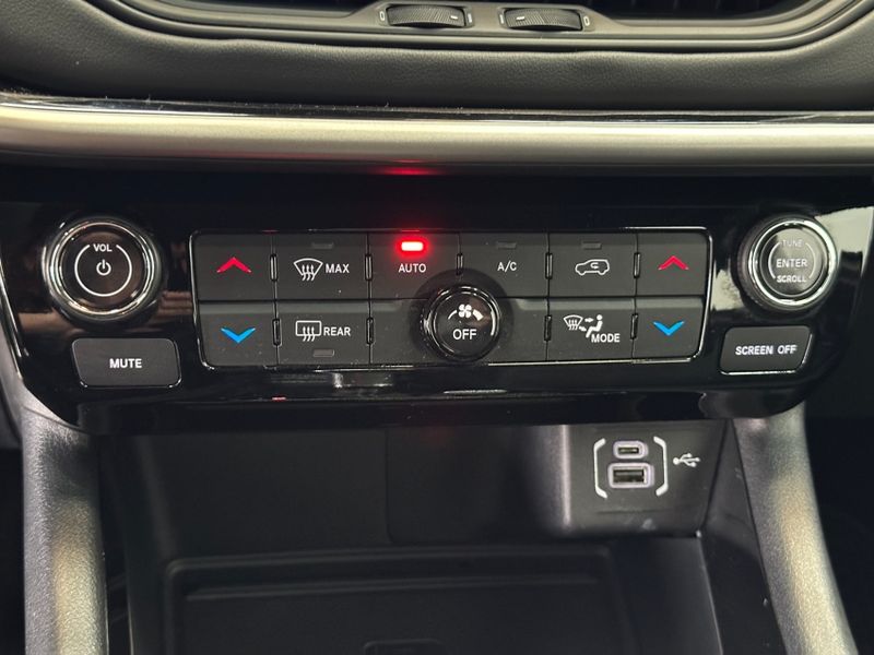 JEEP COMPASS 2.0 TD350 TURBO DIESEL LONGITUDE AT9 2022/2022 BETIOLO NOVOS E SEMINOVOS LAJEADO / Carros no Vale