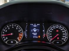 JEEP RENEGADE 1.8 16V FLEX LONGITUDE 4P AUTOMÁTICO 2017/2018 BETIOLO NOVOS E SEMINOVOS LAJEADO / Carros no Vale