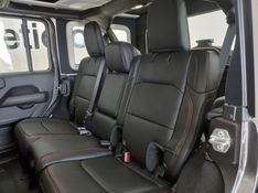 JEEP WRANGLER 2.0 TURBO GASOLINA RUBICON 4P 4X4 AT8 2025/2025 BETIOLO NOVOS E SEMINOVOS LAJEADO / Carros no Vale
