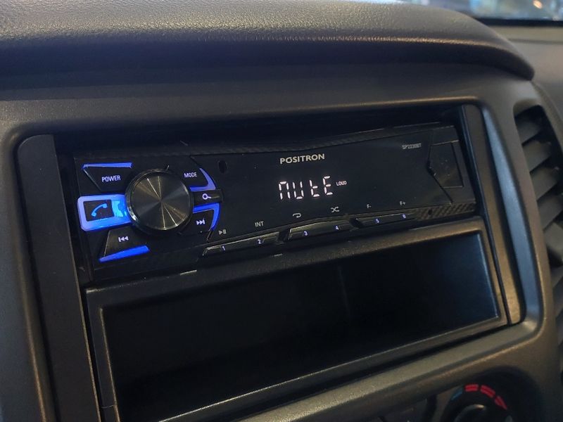 Mitsubishi L200 TRITON 2.4 16V TURBO DIESEL GL CD 4X4 MANUAL 2021/2022 BETIOLO NOVOS E SEMINOVOS LAJEADO / Carros no Vale