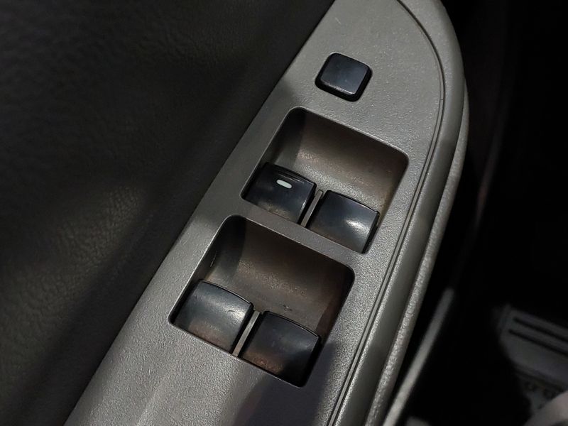 Mitsubishi L200 TRITON 2.4 16V TURBO DIESEL GL CD 4X4 MANUAL 2021/2022 BETIOLO NOVOS E SEMINOVOS LAJEADO / Carros no Vale